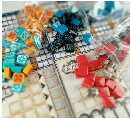 gra-planszowa-azul-rebel-informacje-dodatkowe-wersja-podrozna