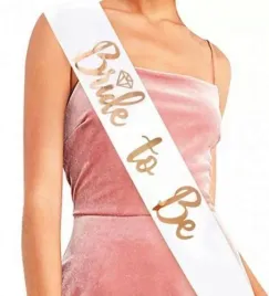 szarfa-napis-bride-to-be-wieczor-panienski-biala-rozowe-zloto-1-szt
