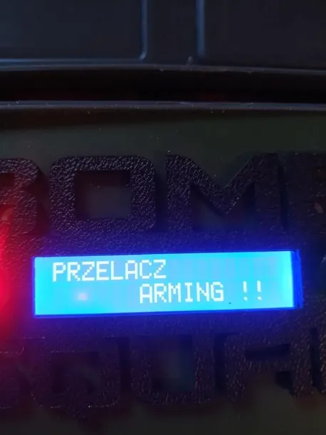 atrapa-szkoleniowa-bomby-stan-nowy-waga-z-opakowaniem-2-kg