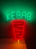 neon-led-dekoracja-scienna-kebab-38x60-plexi