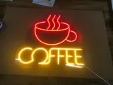 neon-led-dekoracja-scienna-coffee-54x52-plexi