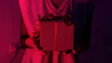 neon-led-dekoracja-scienna-pilka-55x55-plexi-stan-nowy