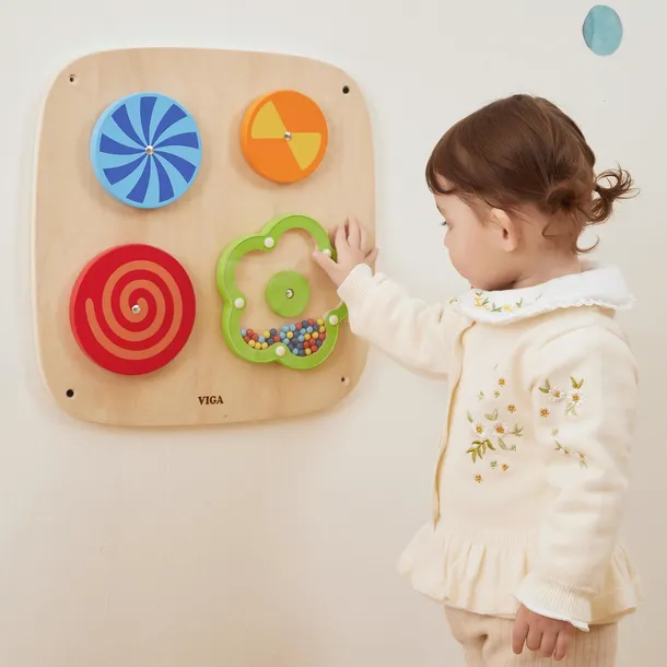 viga-drewniany-panel-scienny-wirujace-wzory-bohater-inny