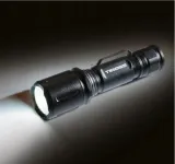 latarka-premium-led-450-lumenow-stan-nowy