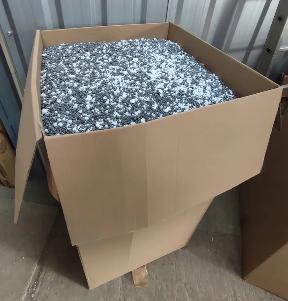 regranulat-styropianowy-kulki-styropianowe-500l-waga-z-opakowaniem-8-kg