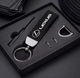 lexus-brelok-breloczek-smycz-zawieszka-do-kluczy-pudelko-na-prezent