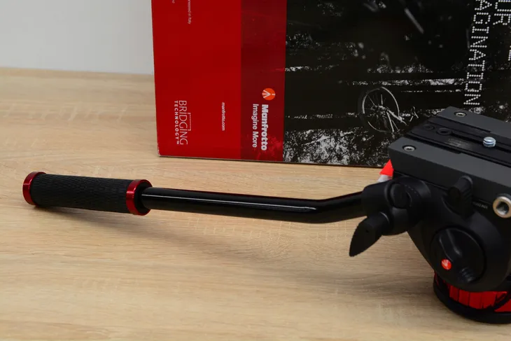 glowica-video-manfrotto-mvh502ah-marka-manfrotto-certyfikat-ce