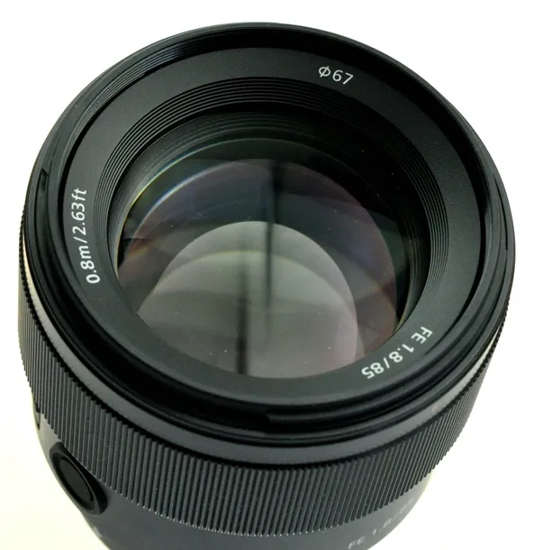 obiektyw-sony-e-sel-85-1-8-typ-obiektywu-standardowy