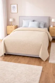 narzuta-pikowana-200x220-bezowa-elegancka-na-lozko-nowoczesna