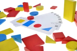 klocki-edukacyjne-drewniane-dienes-48-elementow-qbee