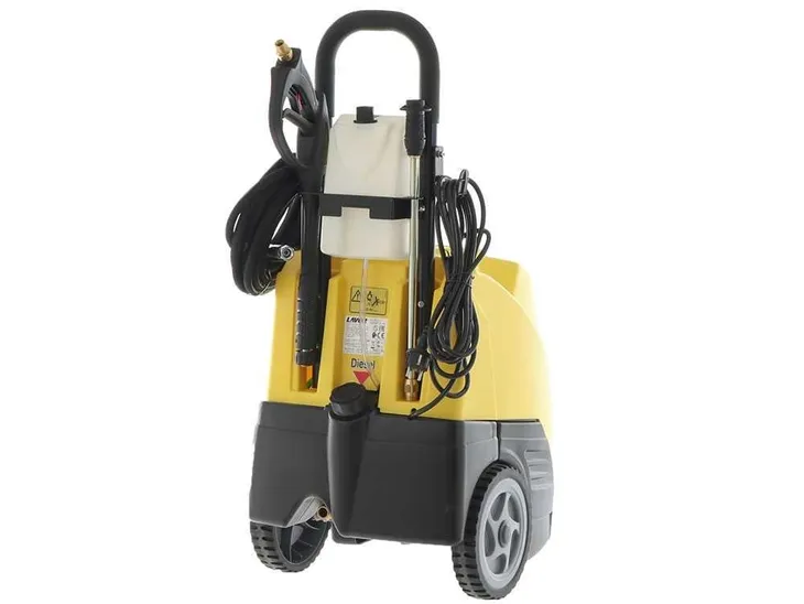 myjka-cisnieniowa-lavor-xtr-r-1007-cieplowodna-podgrzewana-diesel-marka-lavor