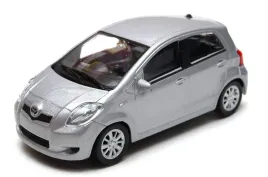 model-welly-1-43-toyota-yaris