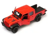 jeep-gladiator-rubicon-model-1-24-welly-czerwony-waga-z-opakowaniem-0-6-kg