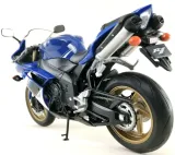 yamaha-yzf-r1-1-10-welly-marka-welly-stan-zlozenia-calosc-die-cast