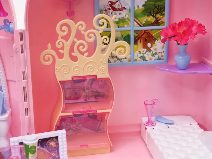 domek-dla-lalek-dromader-plec-dziewczynki