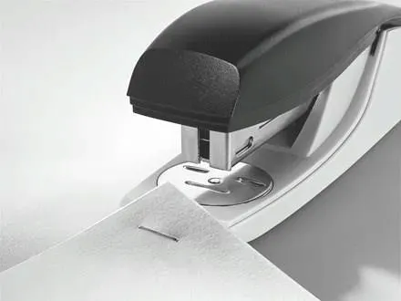 biurowy-esselte-czarny-kod-producenta-czarny-zszywacz-metalowy-zszywacze-biurowe