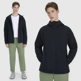 kurtka-meska-4f-softshell-wiatroodporna-z-kapturem-czarna-wss25tsofm324-xl