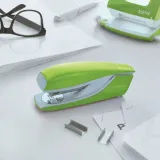 biurowy-esselte-zielony-kod-producenta-zielony-metalowy-zszywacz-biurowy-do-papieru