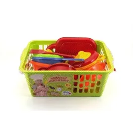 kolorowe-naczynia-kuchenne-plastikowe-w-koszyku-bolo-zabawkowe-naczynia