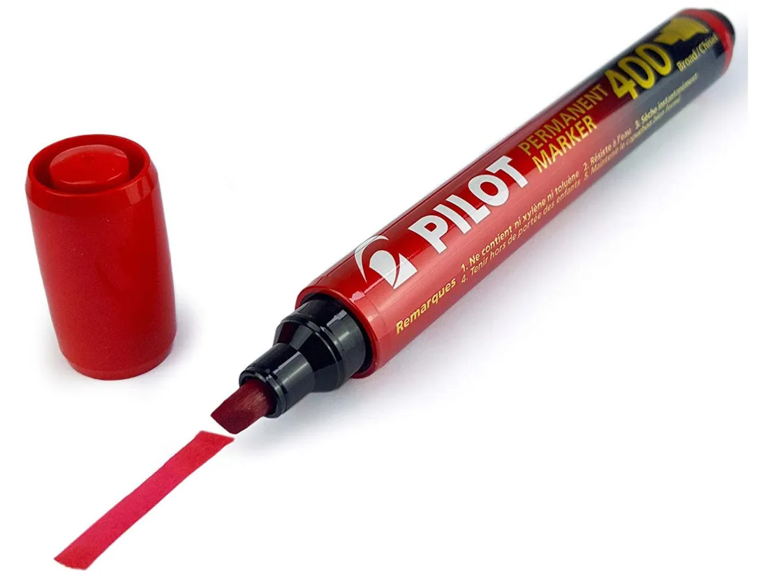 marker-permanentny-czerwony-wpc-1-szt