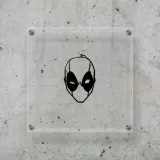 naklejka-na-auto-deadpool-10-cm-stan-nowy