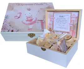 pudelko-wspomnien-z-wyposazeniem-dla-dziewczynki