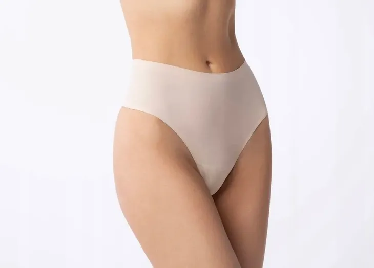 wysokie-stringi-bezowe-julimex-string-maxi-l-plec-produkt-damski