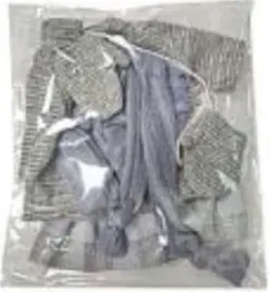 zabawkowe-wyposazenie-dla-lalek-ubranko-bobasa-zabawka-dla-dzieci-ubranie