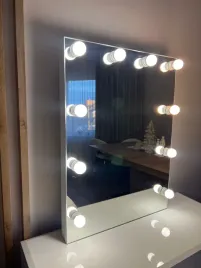 lustro-wizazowmake-up-hollywood-80-60-wiszace-nowosc