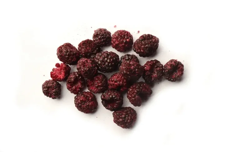 maliny-czarne-liofilizowane-20g-marka-promienie-slonca