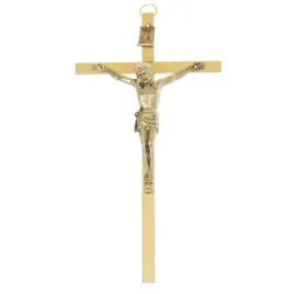 krzyz-wiszacy-mosiadz-zloty-95-x-175-cm