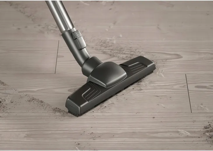 odkurzacz-workowy-electrolux-eb61c4db-zasieg-pracy-12-m