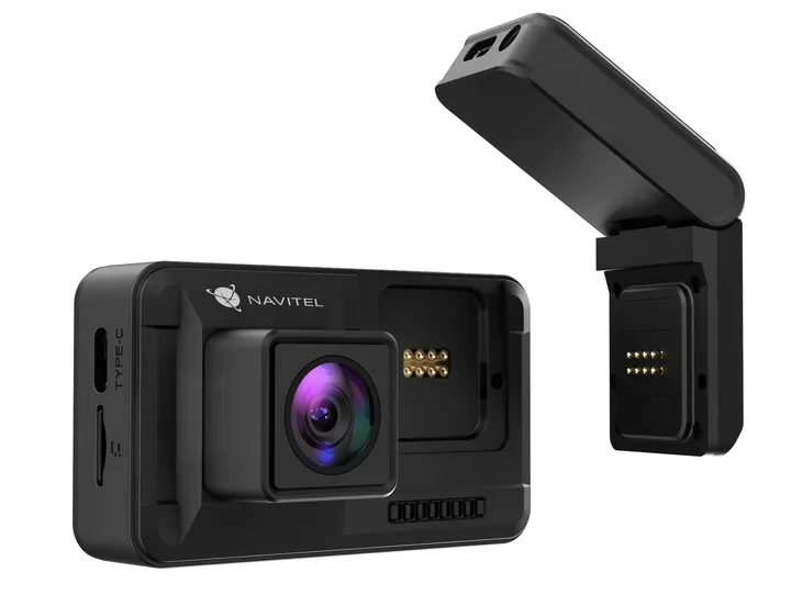 wideorejestrator-navitel-r480-2k-dual-przekatna-ekranu-2