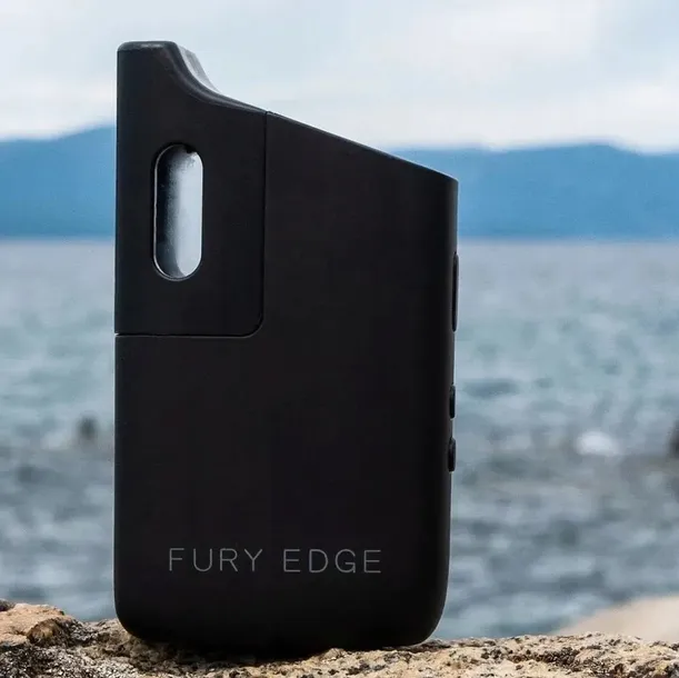 fury-edge-se-slide-edition-kolor-dominujacy-czarny