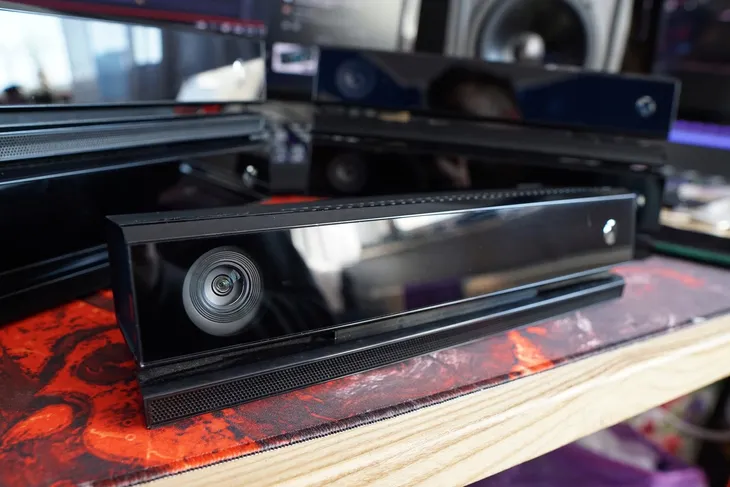 adapter-microsoft-sensora-kinect-xbox-windows-certyfikat-ce-kod-producenta-889842110999