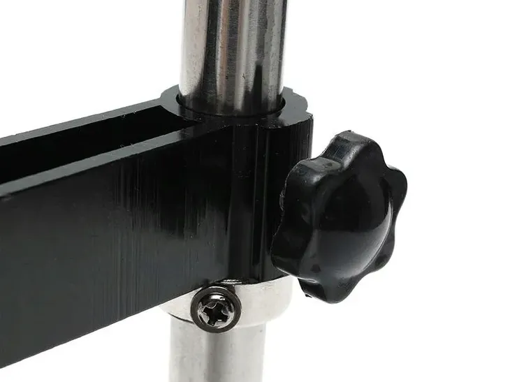 platforma-naprawcza-2-uchwytami-do-pcb-628-iv-stan-nowy-kod-producenta-628-iv