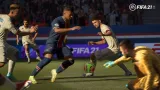 fifa-21-xbox-one-pudelkowa-granice-wiekowe-pegi-3