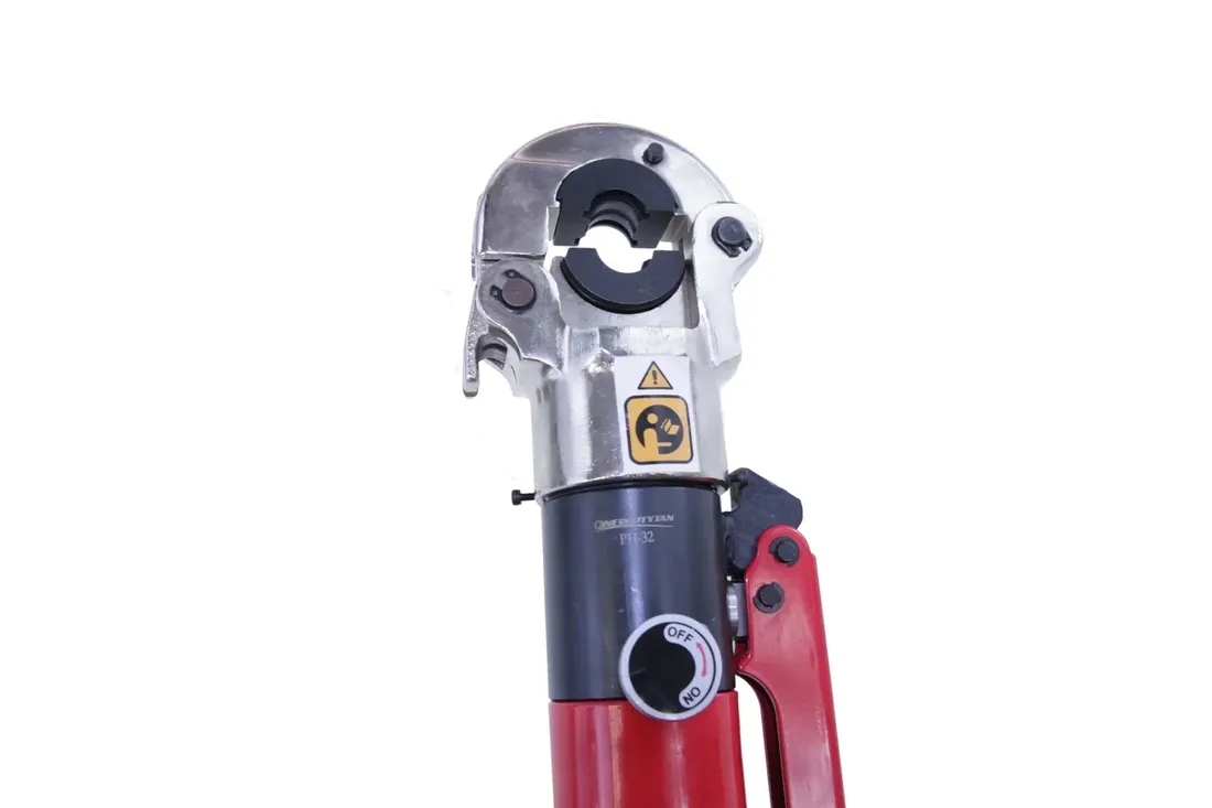 praska-hydrauliczna-do-rur-pex-u-th-16-32-stan-nowy