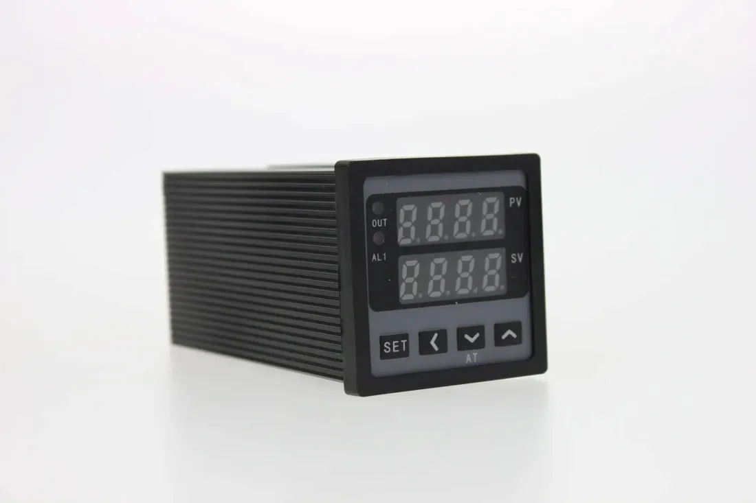 energotytan-regulator-temperatury-termoregulator