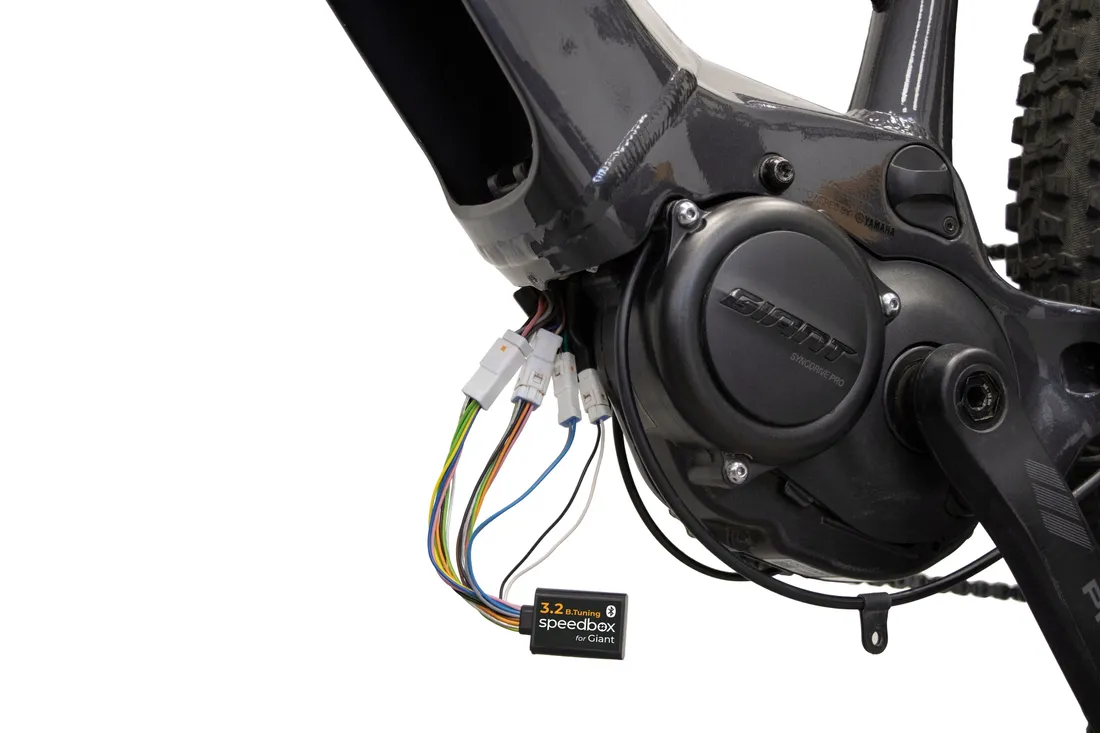 speedbox-3-2-do-silnikow-giant-b-tuning-syncdrive-chip-tuning-ebike-stan-nowy