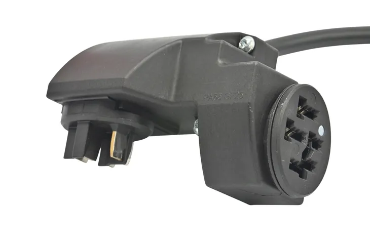 kabel-przewod-do-akumulatora-bosch-na-bagaznik-720-mm-montaz-bagaznik