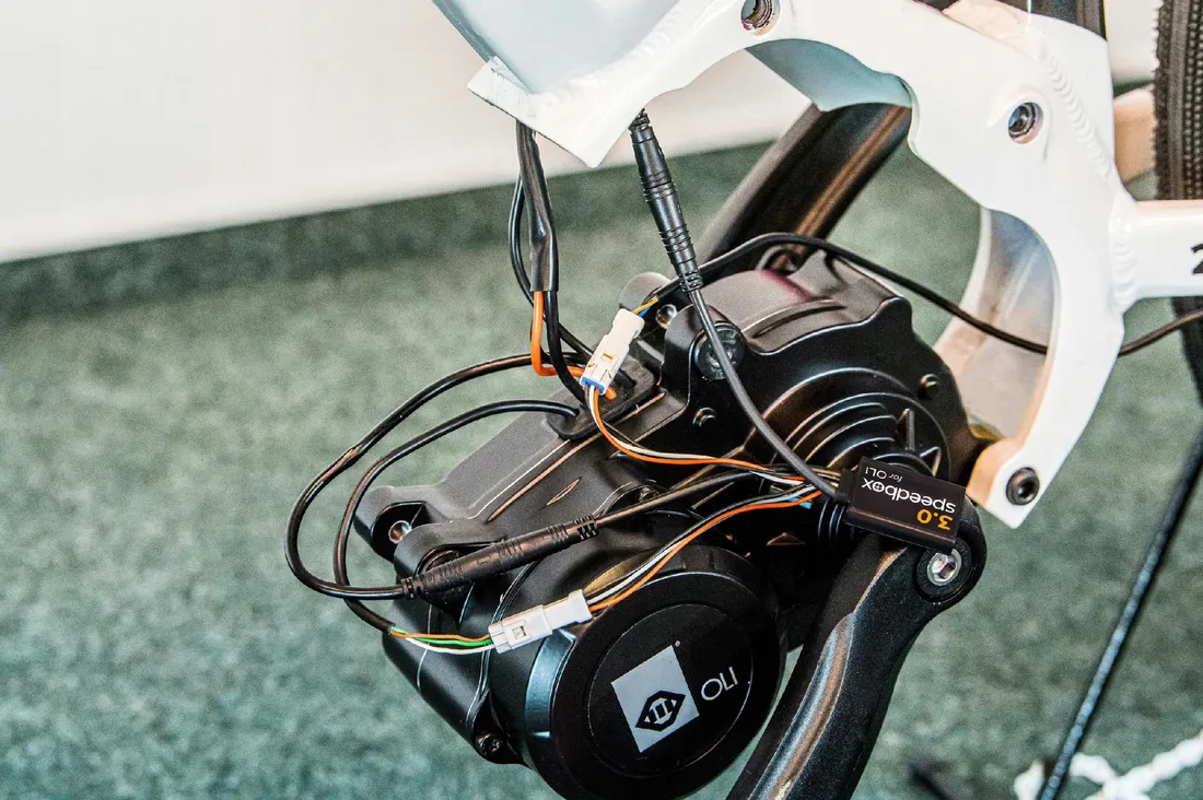 speedbox-3-0-do-silnikow-oli-sport-chip-tuning-ebike