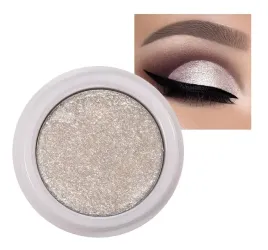 rozswietlajacy-polyskujacy-cien-do-powiek-w-kremie-diamentowy-bialy-1