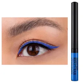 precyzyjny-plynny-eyeliner-w-pisaku-matowy-kreska-kocie-oko-niebieski-19