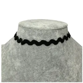 naszyjnik-choker-czarny-koronka-fala-materialowy-regulowany-wyszywany-n88