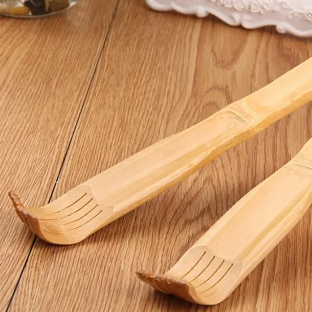 bambusowa-drapaczka-do-plecow-drapak-masazer-45cm-eko-naturalna-lapka-rodzaj-ciala