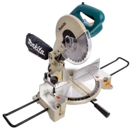 pilarka-pila-ukosnica-260mm-1650w-makita-ls1040n