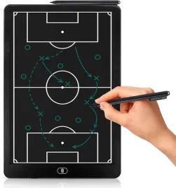 tablica-taktyczna-lcd-do-pilki-noznej-analiza-taktyczna