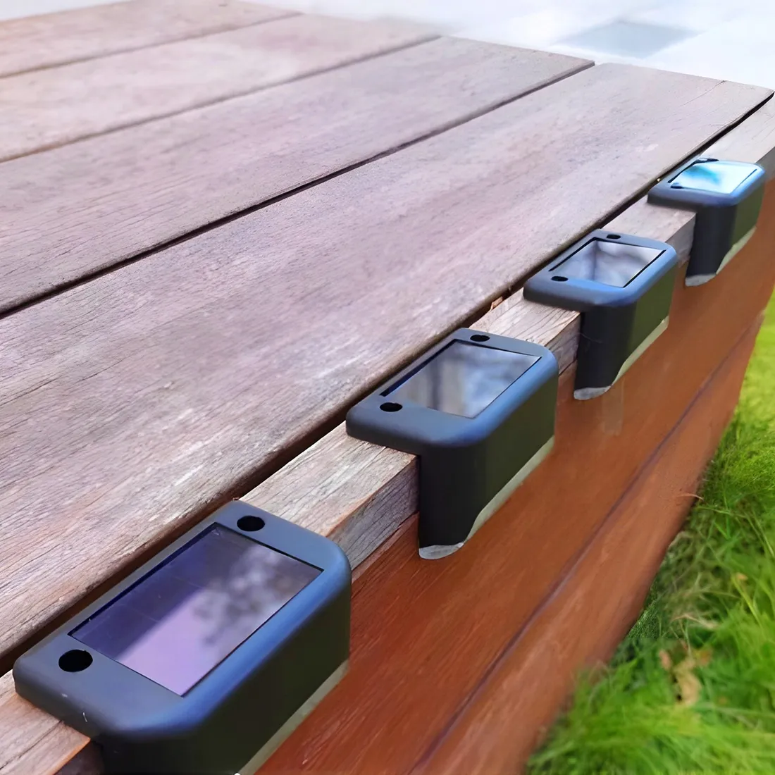 lampki-solarne-ogrodowe-schodowe-led-na-taras-z-czujnikiem-zmierzchu-4-szt