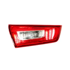 lampa-tylna-wewnetrzna-lewa-w-klape-mitsubishi-asx-20102019